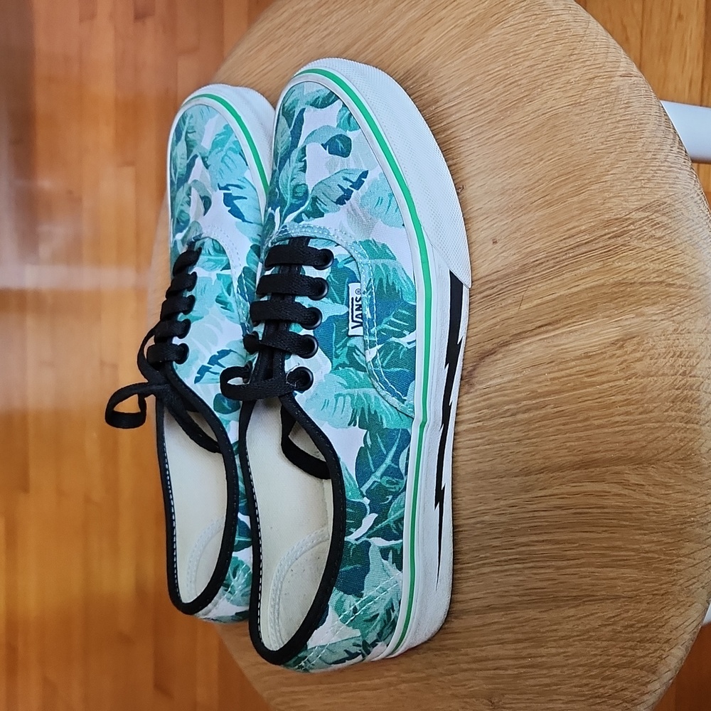 Vans low top Custom made Sneaker - 6.5M/8W